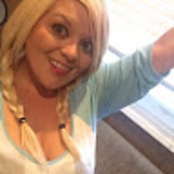 Meet your Posher, Misty - Picture 1 of 1